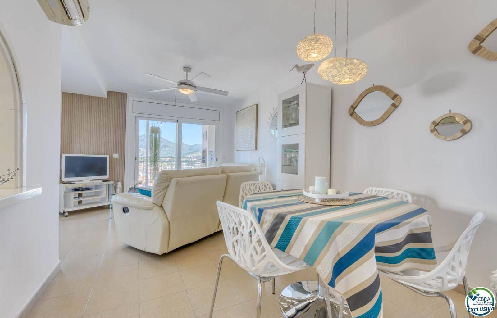 2 makuuhuone Huoneisto myytävänä paikassa Roses - 235 000 € (Ref: 9879419)