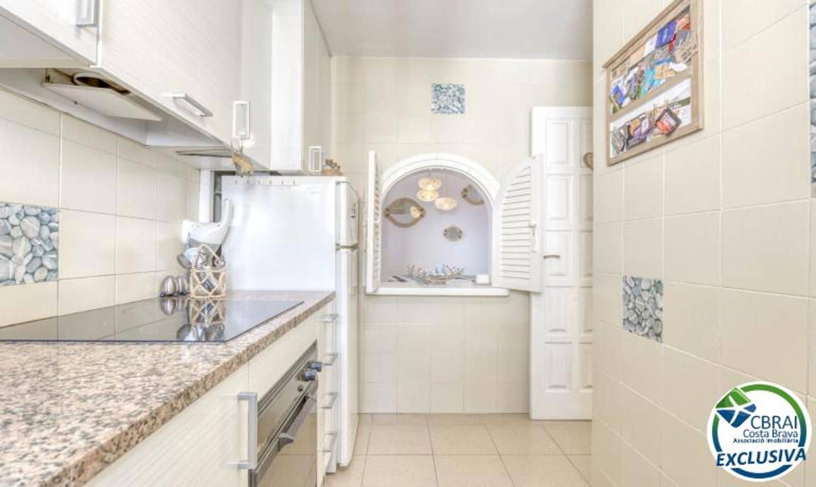 2 makuuhuone Huoneisto myytävänä paikassa Roses - 235 000 € (Ref: 9879419)