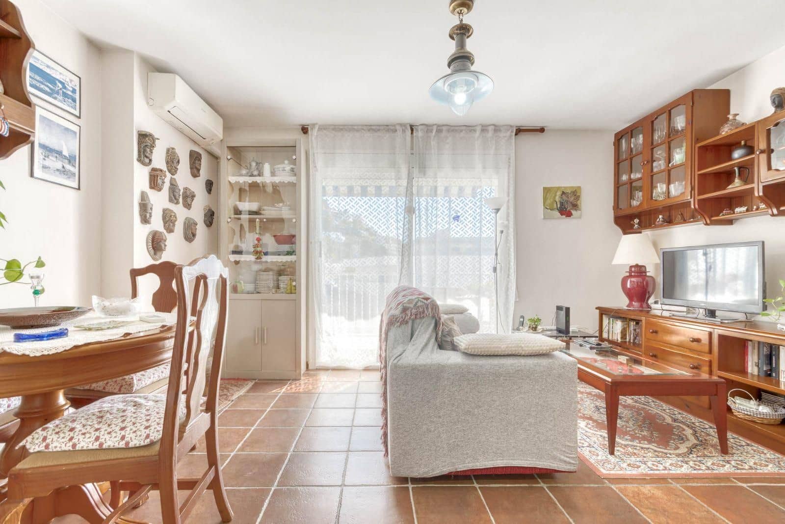 2 Zimmer Apartment zu verkaufen in Roses mit Pool - 266.000 € (Ref: 9879420)
