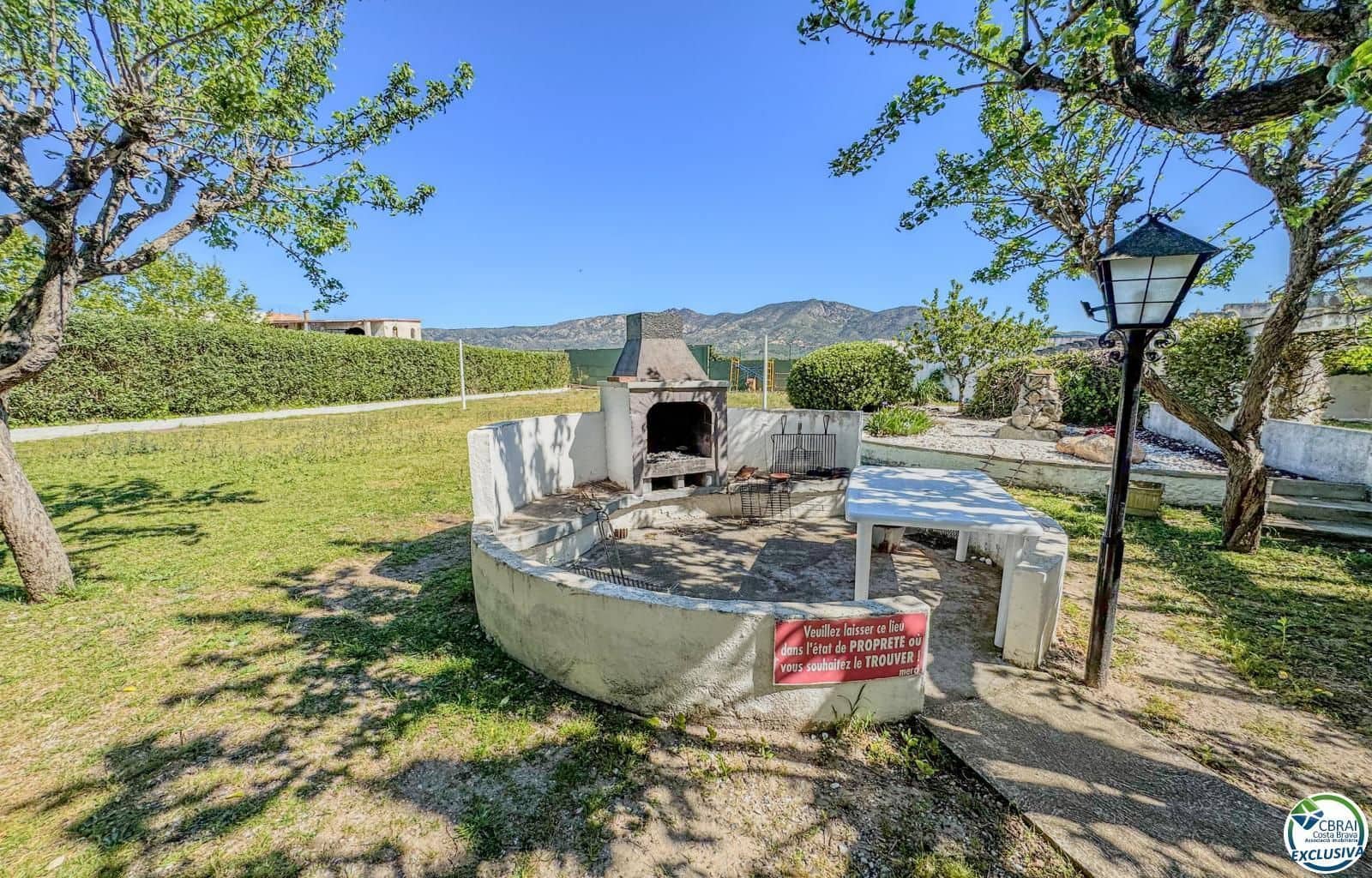Studio te koop in Roses met zwembad - € 81.000 (Ref: 9879421)