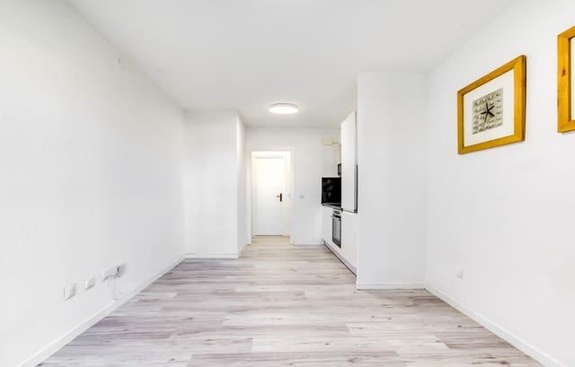 Studio till salu i Empuriabrava, Castelló d'Empúries - 145 000 € (Ref: 9879427)