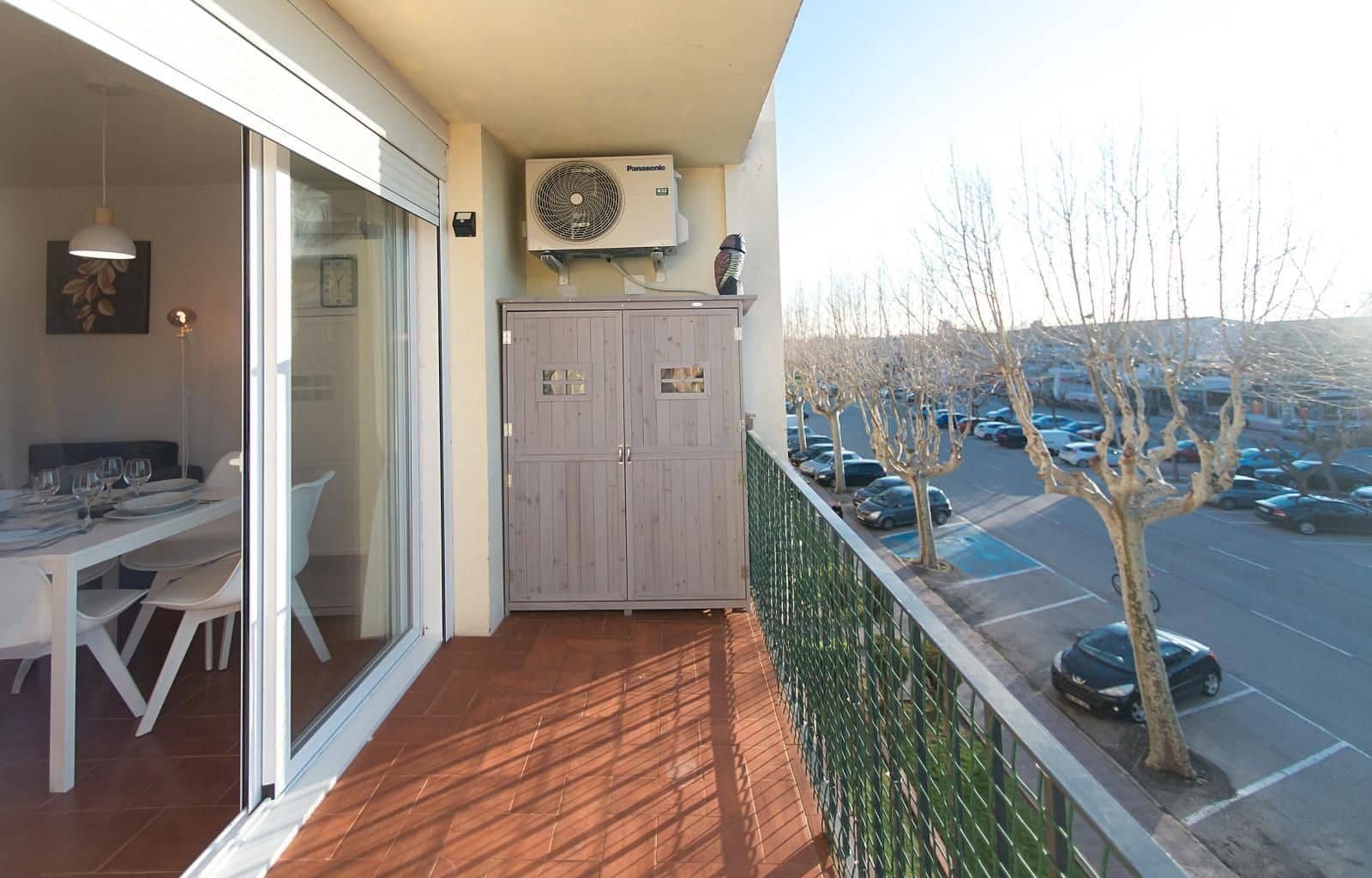 Piso de 2 habitaciones en Empuriabrava en venta - 175.000 € (Ref: 9879428)