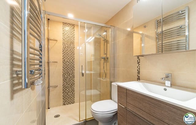 1 quarto Apartamento para venda em Santa Margarida, Roses - 179 000 € (Ref: 9879429)