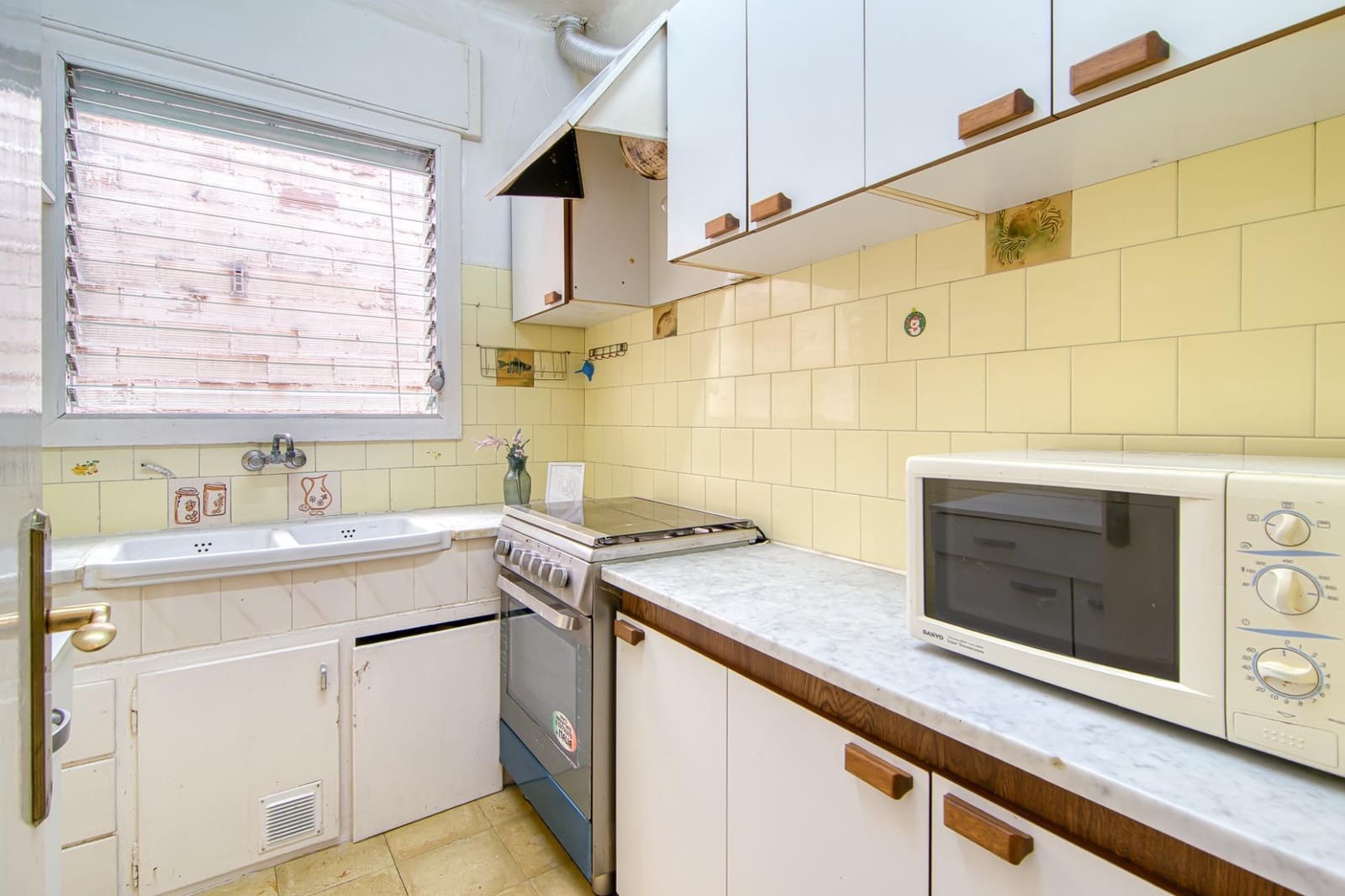 3 slaapkamer Flat te koop in Roses - € 240.000 (Ref: 9879446)