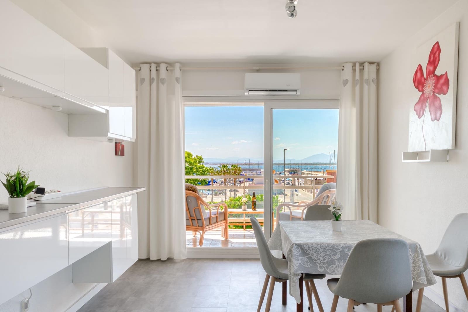 2 soverom Leilighet til salgs i Roses - € 223 000 (Ref: 9913309)