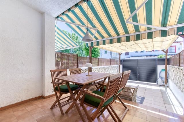 2 sovrum Hus till salu i Empuriabrava, Castelló d'Empúries - 249 000 € (Ref: 9920575)