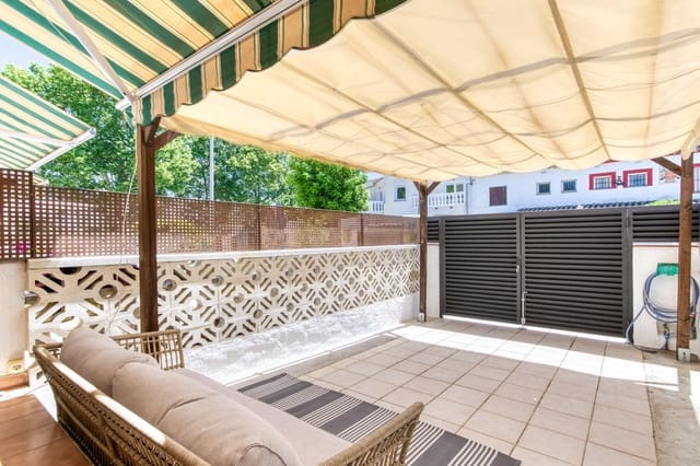 2 sovrum Hus till salu i Empuriabrava, Castelló d'Empúries - 249 000 € (Ref: 9920575)