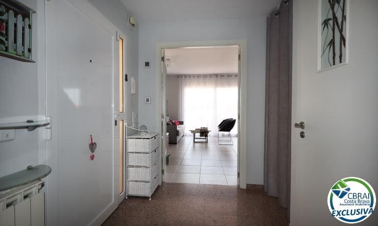 2 slaapkamer Huis te koop in Llanca met garage - € 435.000 (Ref: 9936527)