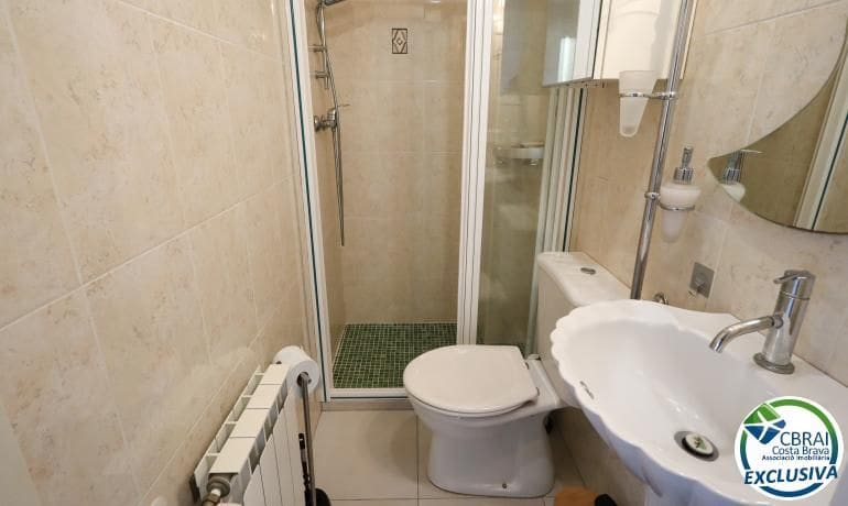 2 slaapkamer Huis te koop in Llanca met garage - € 435.000 (Ref: 9936527)