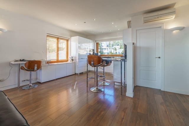 1 chambre Finca/Maison de Campagne à vendre à Roses avec piscine - 650 000 € (Ref: 9942659)