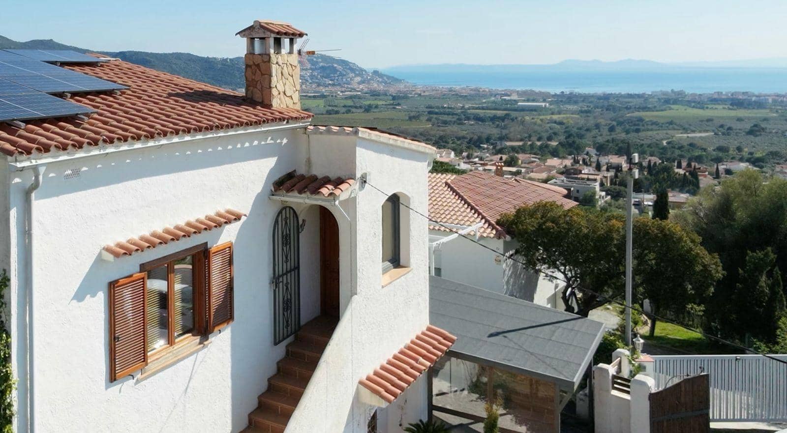 1 chambre Finca/Maison de Campagne à vendre à Roses avec piscine - 650 000 € (Ref: 9942659)