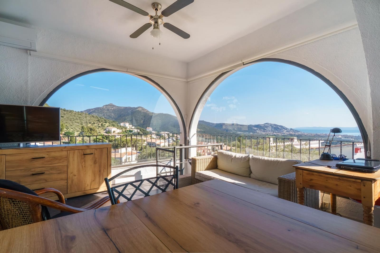1 chambre Finca/Maison de Campagne à vendre à Roses avec piscine - 650 000 € (Ref: 9942659)