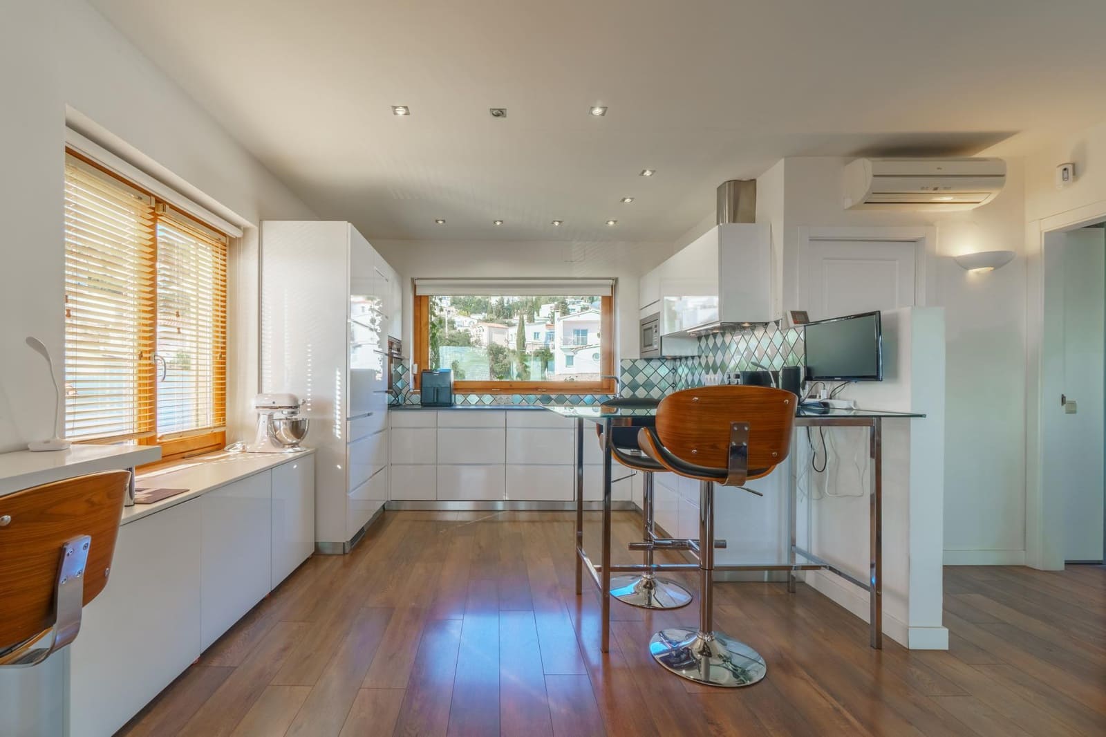 1 chambre Finca/Maison de Campagne à vendre à Roses avec piscine - 650 000 € (Ref: 9942659)