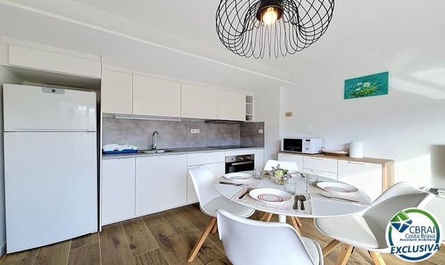 Apartamento de 1 habitación en Roses en venta - 165.000 € (Ref: 9942661)