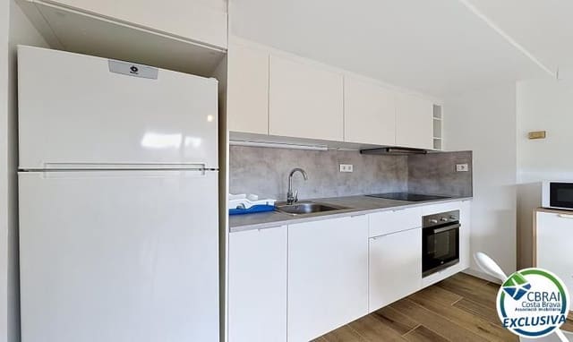 Apartamento de 1 habitación en Roses en venta - 165.000 € (Ref: 9942661)