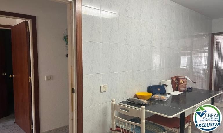 3 bedroom Apartment for sale in Roses - € 265,000 (Ref: 9948069)