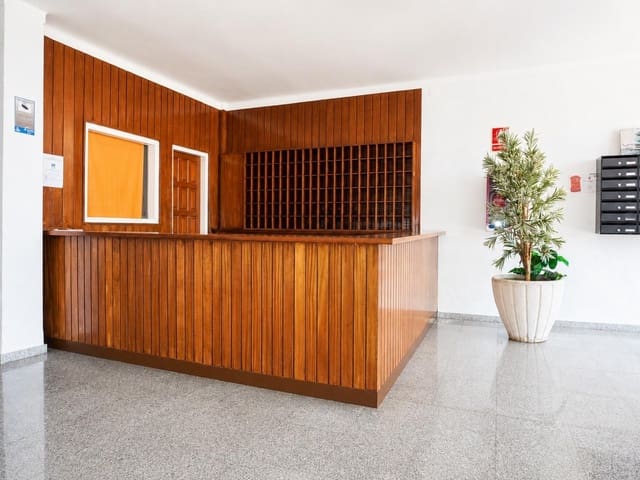 Studio à vendre à Empuriabrava, Castelló d'Empúries - 193 000 € (Ref: 9948070)