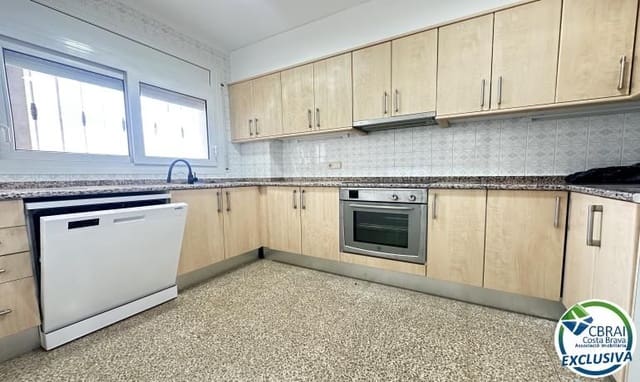 2 sypialnia Apartament na sprzedaż w Empuriabrava, Castelló d'Empúries - 175 000 € (Ref: 9959932)