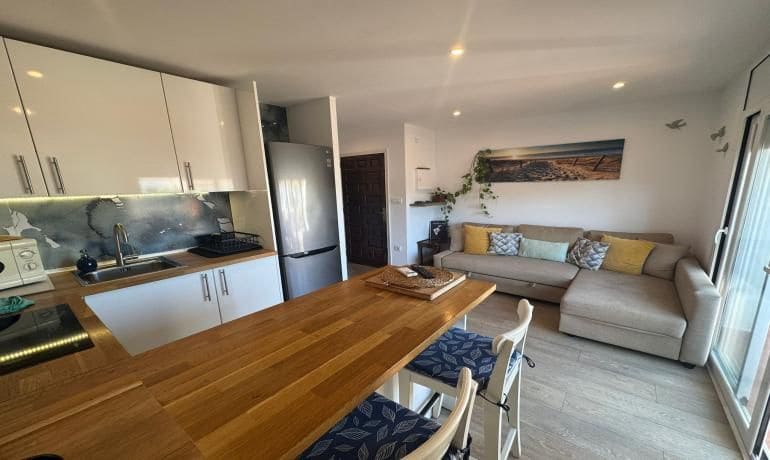 1 slaapkamer Appartement te koop in Empuriabrava met zwembad - € 140.000 (Ref: 9959933)