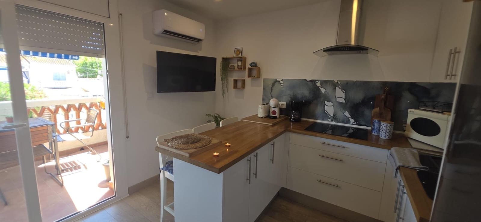 1 slaapkamer Appartement te koop in Empuriabrava met zwembad - € 140.000 (Ref: 9959933)