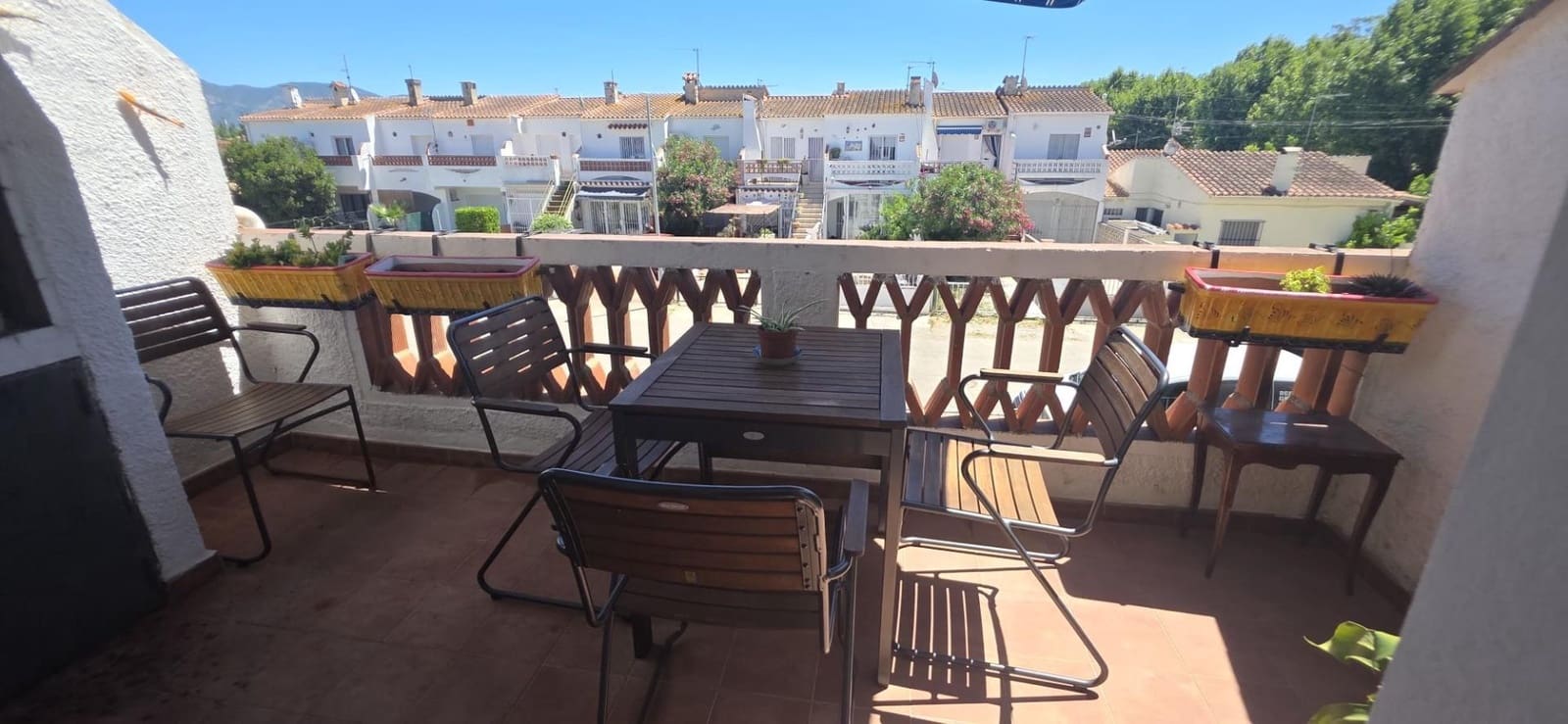 1 slaapkamer Appartement te koop in Empuriabrava met zwembad - € 140.000 (Ref: 9959933)