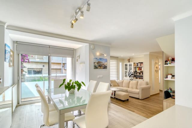 3 Zimmer Villa zu verkaufen in Roses mit Garage - 535.000 € (Ref: 9973450)