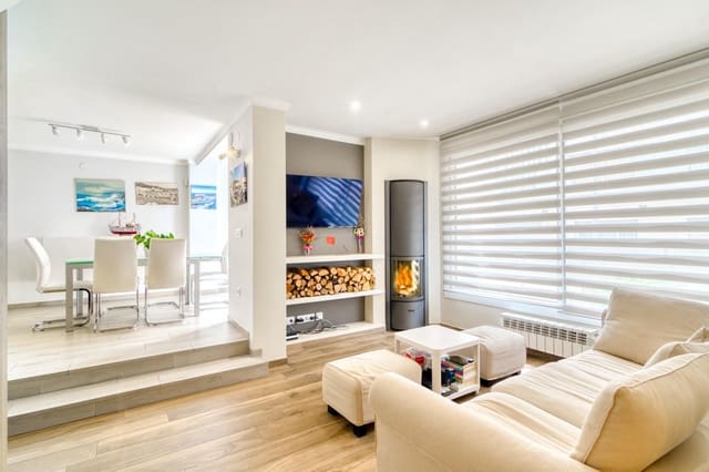 3 Zimmer Villa zu verkaufen in Roses mit Garage - 535.000 € (Ref: 9973450)