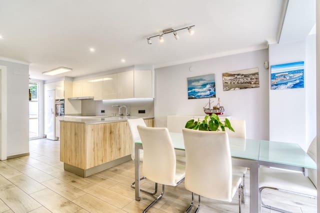 3 Zimmer Villa zu verkaufen in Roses mit Garage - 535.000 € (Ref: 9973450)