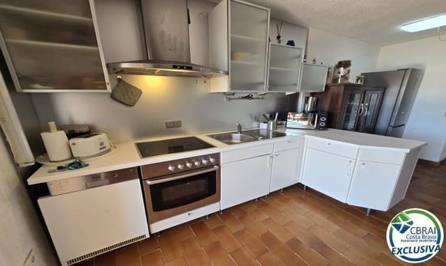 2 soveværelse Lejlighed til salg i Empuriabrava, Castelló d'Empúries - € 349.000 (Ref: 9977438)