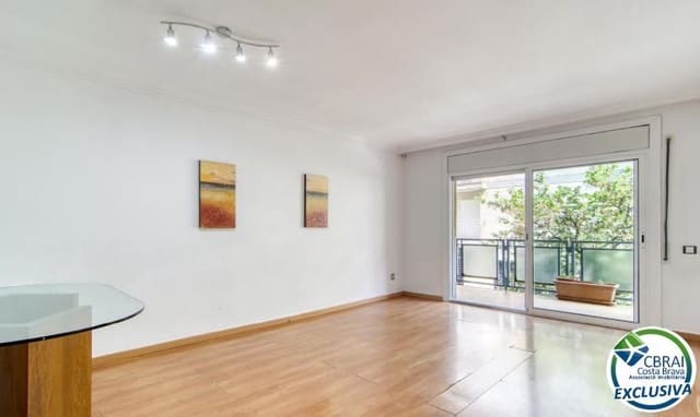 Apartamento de 2 habitaciones en Roses en venta - 175.000 € (Ref: 9986977)