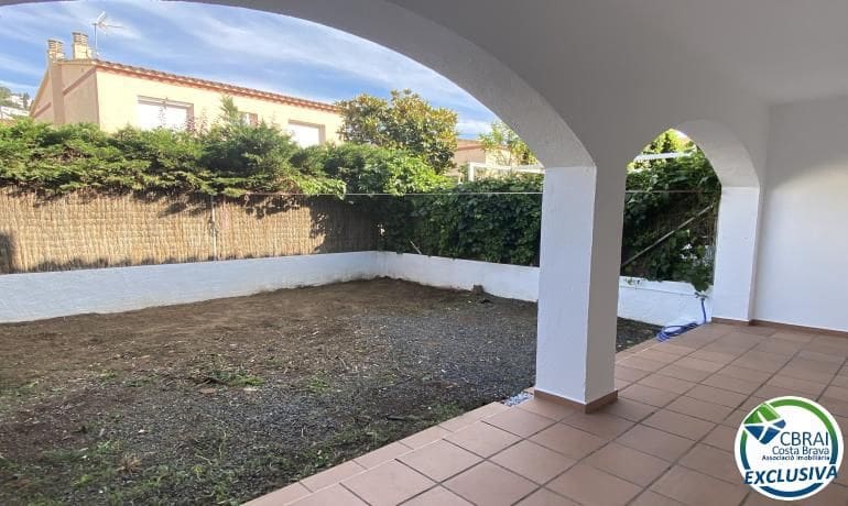 4 quarto Casa em Banda para venda em Roses - 390 000 € (Ref: 9986979)