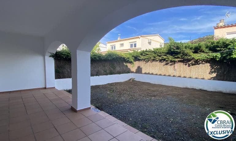 4 quarto Casa em Banda para venda em Roses - 390 000 € (Ref: 9986979)