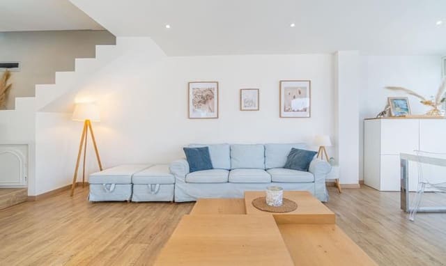 3 soverom Villa til salgs i Santa Margarida, Roses med svømmebasseng garasje - € 670 000 (Ref: 9997209)