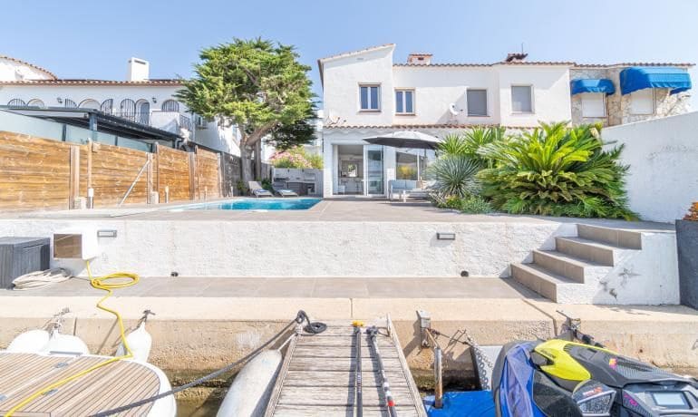 3 soverom Villa til salgs i Santa Margarida med svømmebasseng garasje - € 670 000 (Ref: 9997209)
