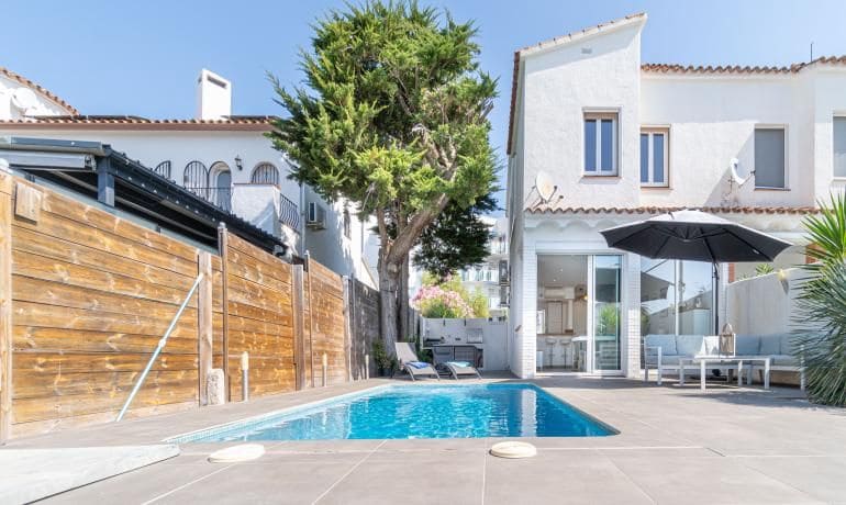 3 soverom Villa til salgs i Santa Margarida med svømmebasseng garasje - € 670 000 (Ref: 9997209)