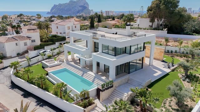 4 soveværelse Villa til salg i Benissa med swimmingpool garage - € 2.260.000 (Ref: 8643654)
