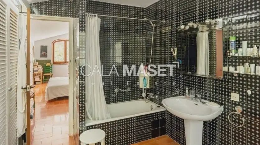 5 sovrum Finca/Hus på landet till salu i Castell-Platja d'Aro med garage - 845 000 € (Ref: 9890794)
