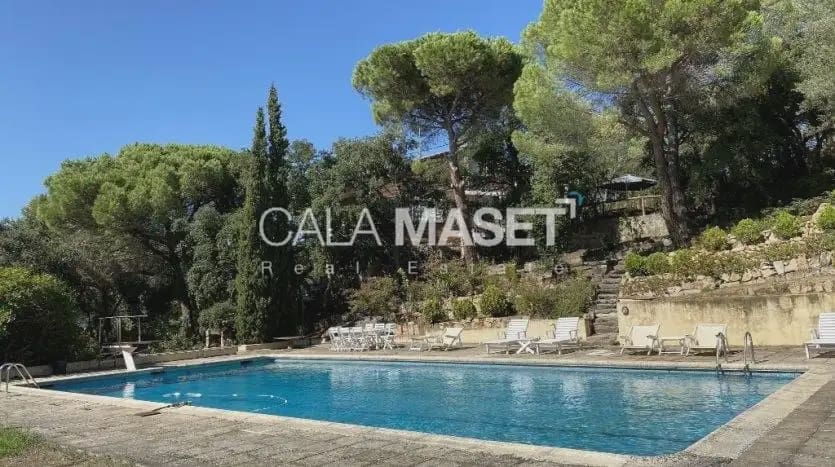 5 sovrum Finca/Hus på landet till salu i Castell-Platja d'Aro med garage - 845 000 € (Ref: 9890794)