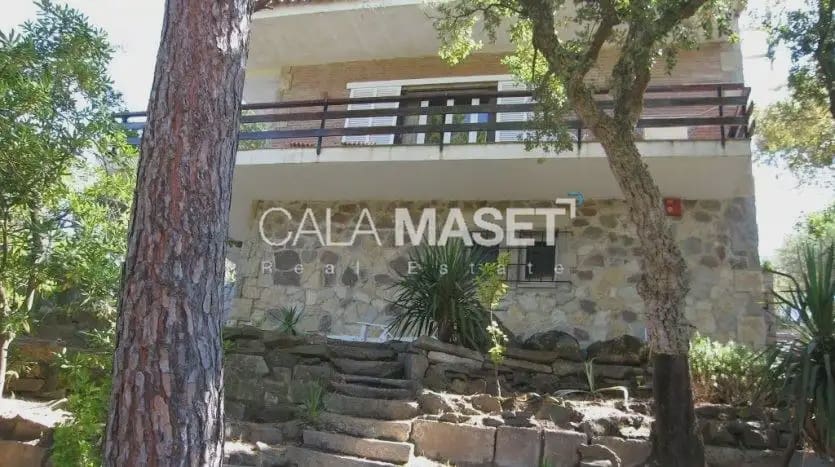 5 sovrum Finca/Hus på landet till salu i Castell-Platja d'Aro med garage - 845 000 € (Ref: 9890794)