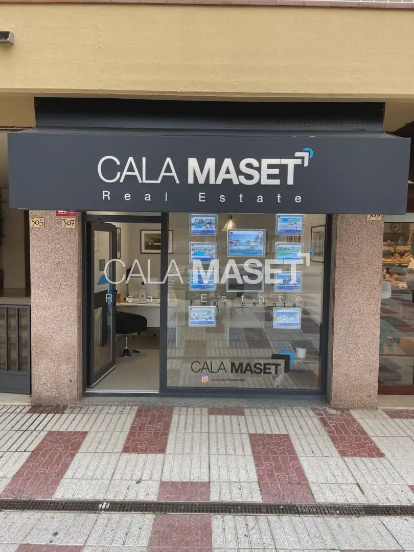 5 sovrum Finca/Hus på landet till salu i Castell-Platja d'Aro med garage - 845 000 € (Ref: 9890794)