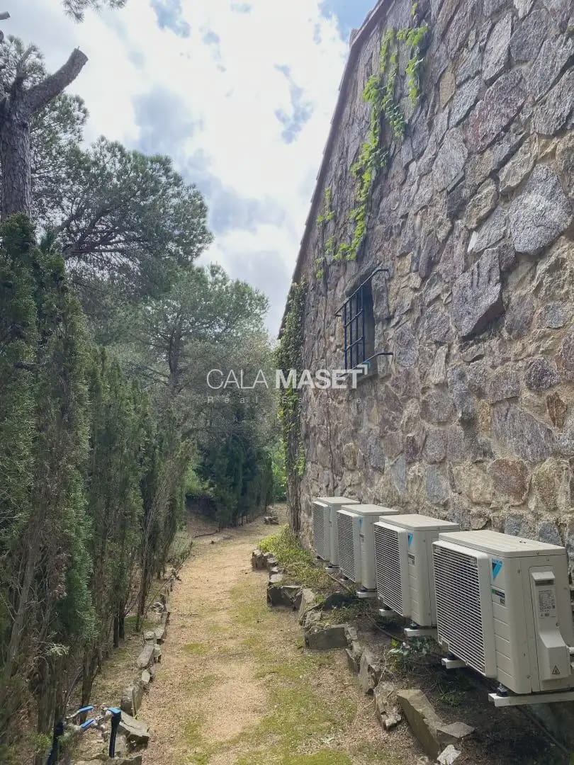 5 sovrum Finca/Hus på landet till salu i Castell-Platja d'Aro med garage - 845 000 € (Ref: 9890794)