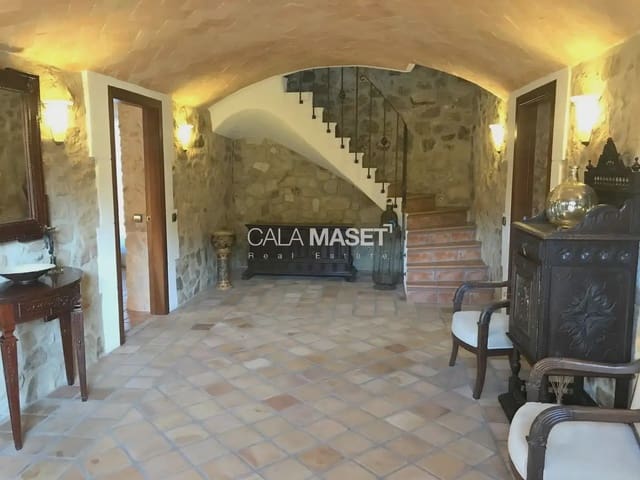 6 sovrum Finca/Hus på landet till salu i Castell d'Aro, Castell-Platja d'Aro med garage - 2 250 000 € (Ref: 9890796)