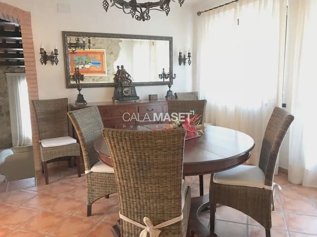 6 sovrum Finca/Hus på landet till salu i Castell d'Aro, Castell-Platja d'Aro med garage - 2 250 000 € (Ref: 9890796)