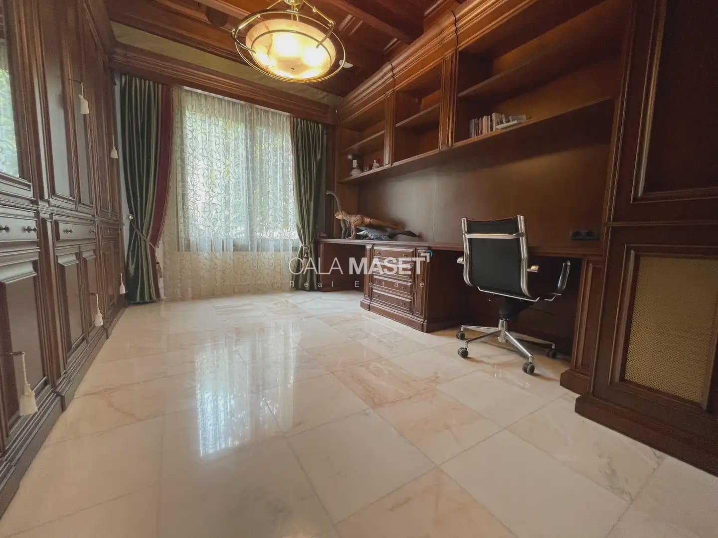 11 soveværelse Villa til salg i Sant Feliu de Guixols med garage - € 9.500.000 (Ref: 9890798)