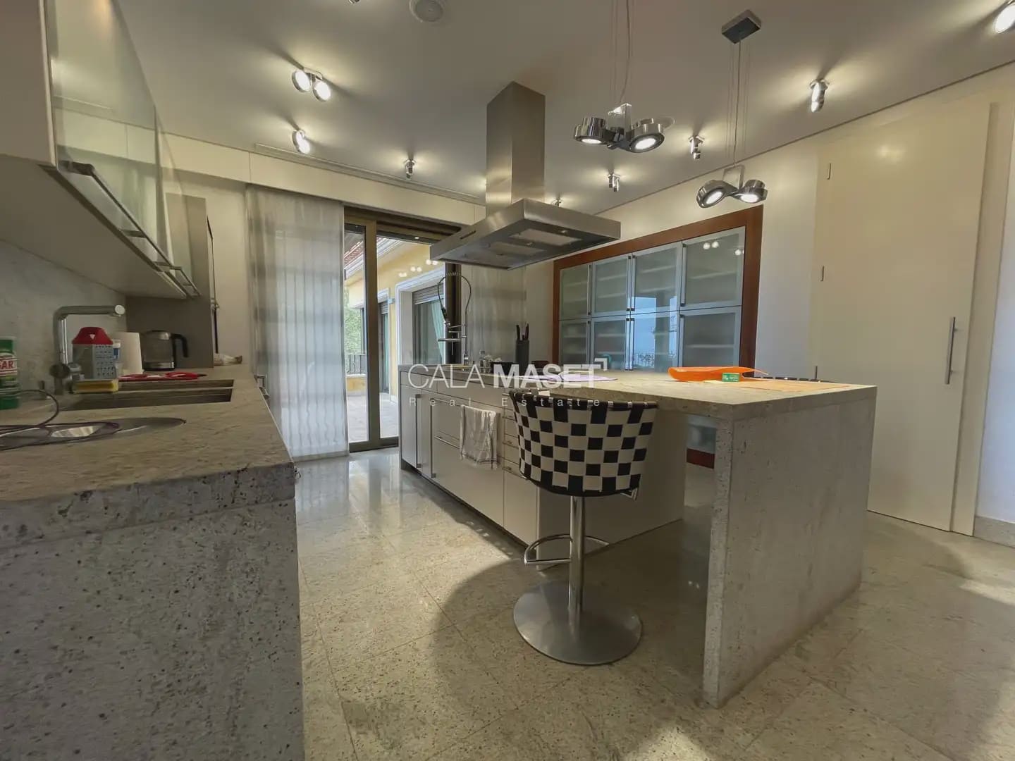 11 soveværelse Villa til salg i Sant Feliu de Guixols med garage - € 9.500.000 (Ref: 9890798)