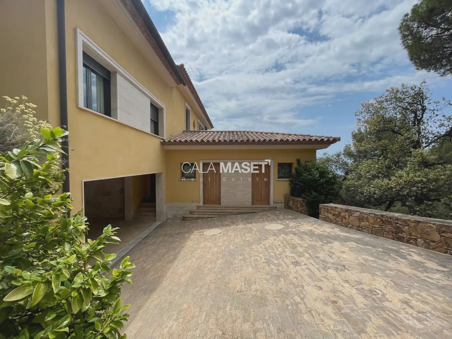 11 soveværelse Villa til salg i Sant Feliu de Guixols med garage - € 9.500.000 (Ref: 9890798)