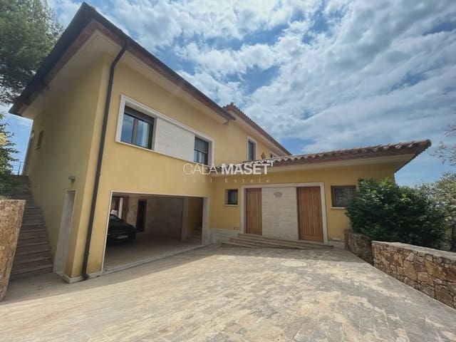 11 soveværelse Villa til salg i Sant Feliu de Guíxols med garage - € 9.500.000 (Ref: 9890798)