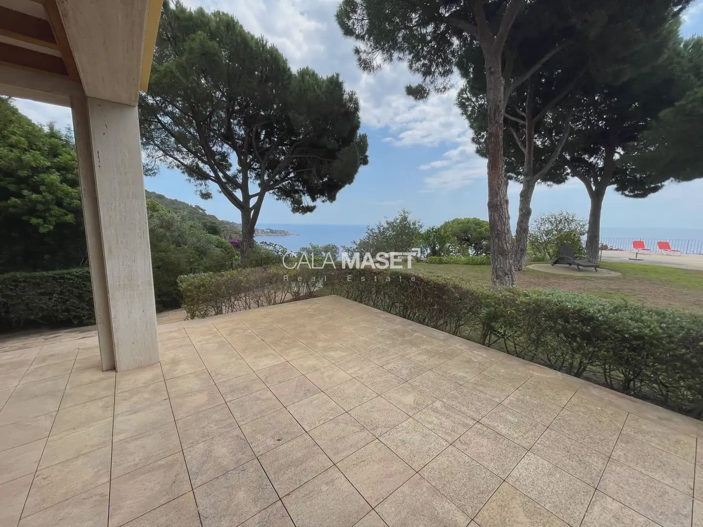 11 soveværelse Villa til salg i Sant Feliu de Guixols med garage - € 9.500.000 (Ref: 9890798)