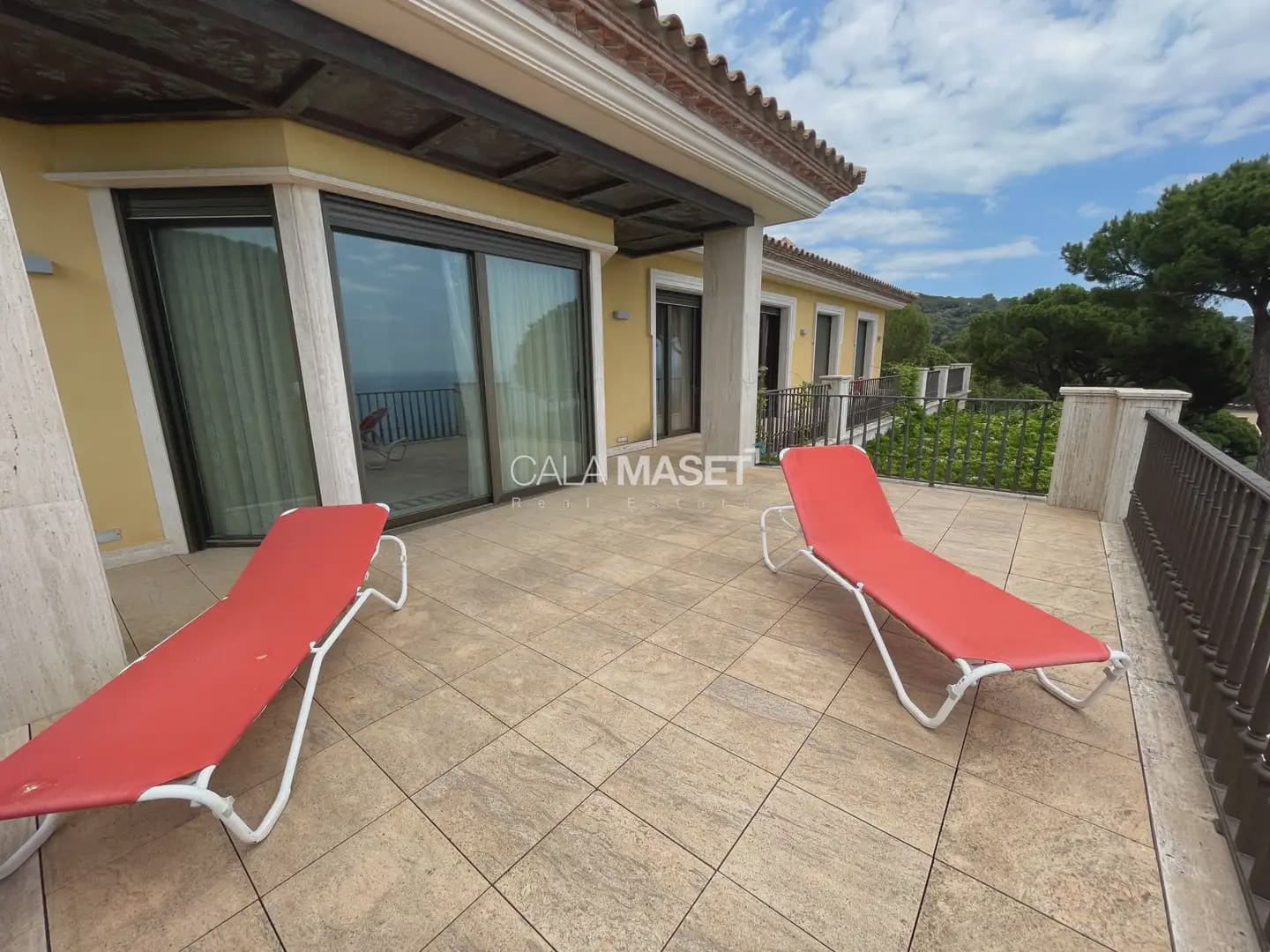 11 soveværelse Villa til salg i Sant Feliu de Guixols med garage - € 9.500.000 (Ref: 9890798)