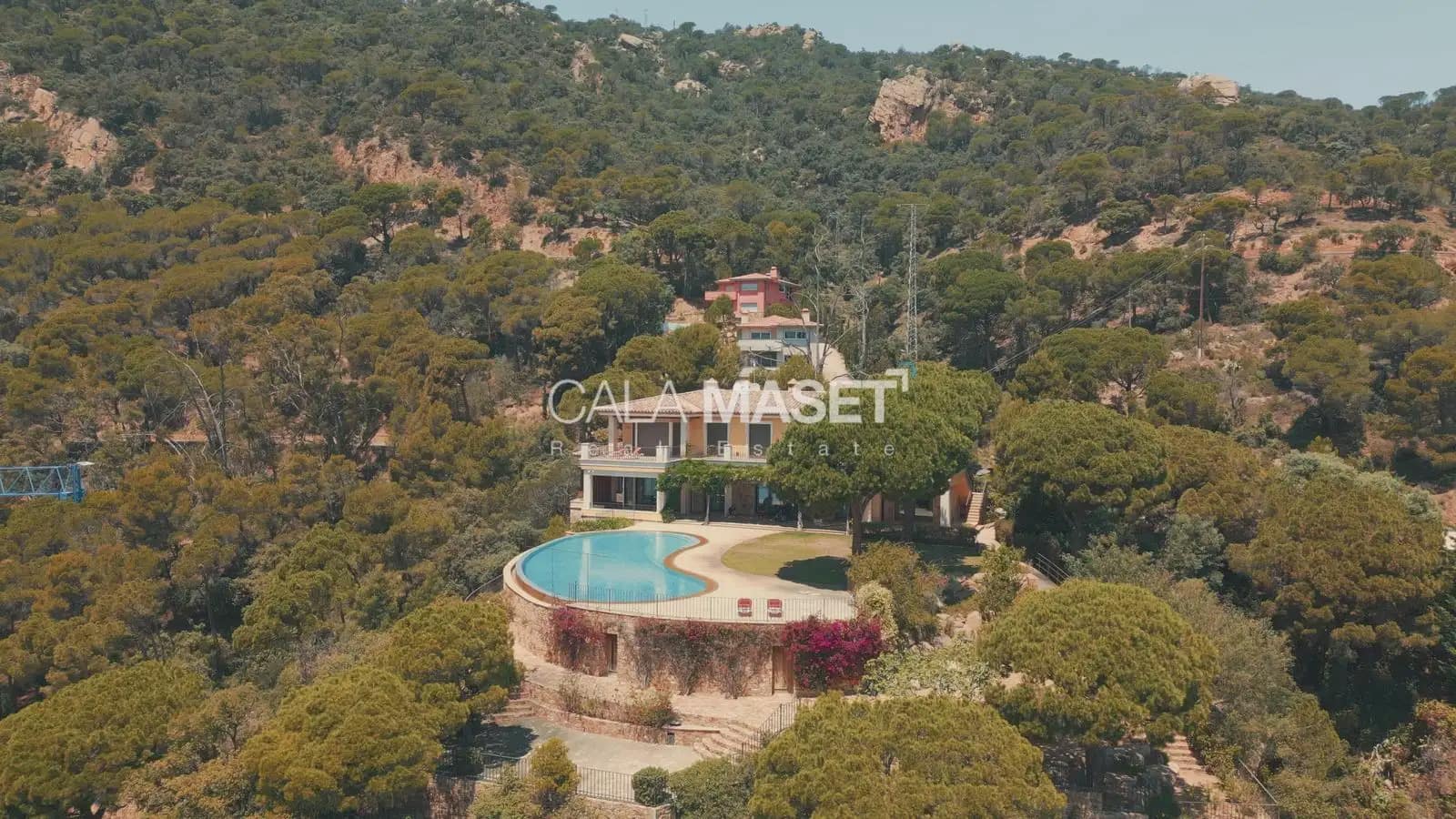 11 soveværelse Villa til salg i Sant Feliu de Guixols med garage - € 9.500.000 (Ref: 9890798)